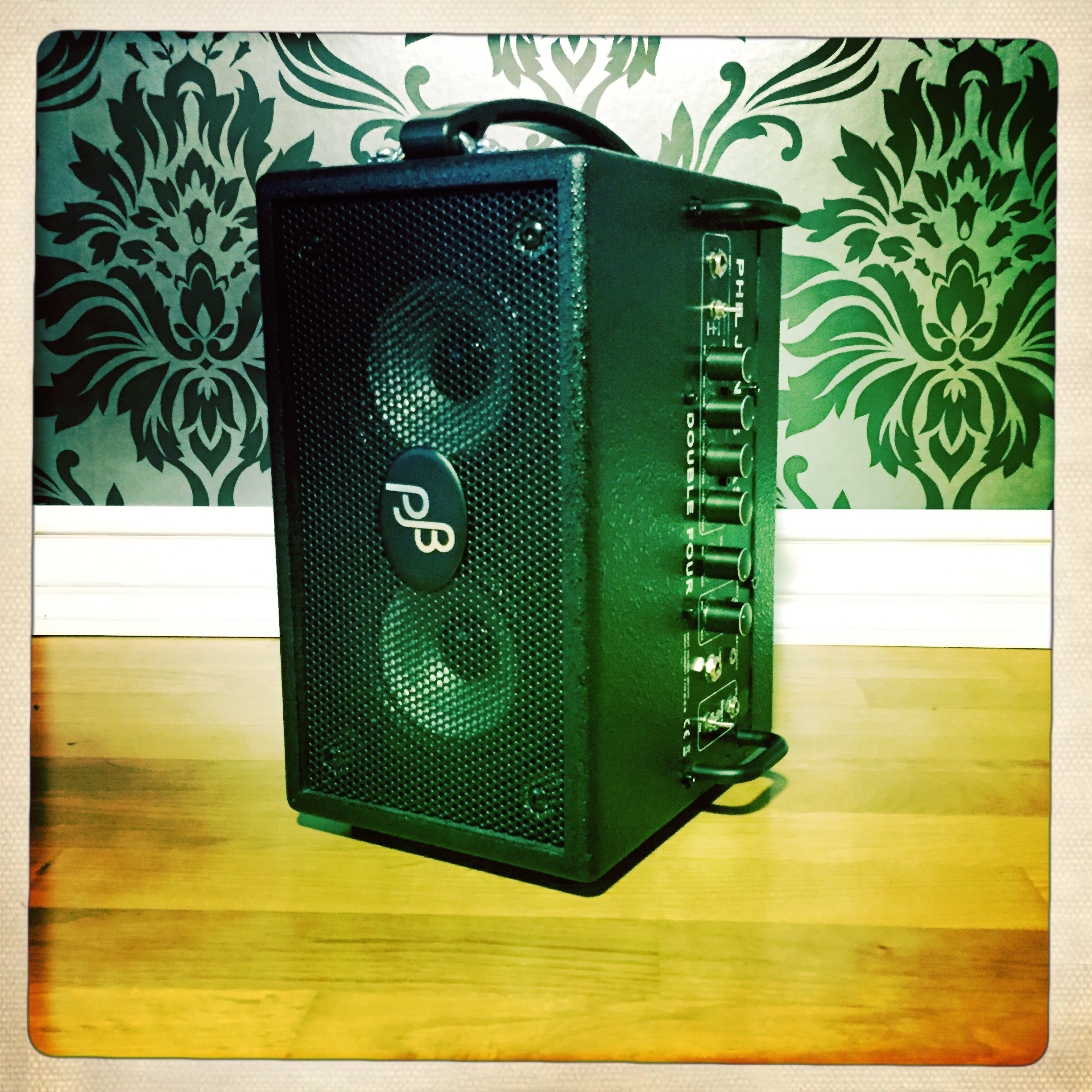 Review: Phil Jones Bass Double Four – small but powerful combo amp for